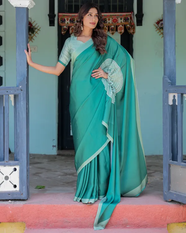 Emerald_Green_Satin_Georgette_Designer_Saree_with_Striped_Mandala_Detail_&_Mint_Textured__Handsfree_Pallu_Loop_With_Unstitched_Blouse