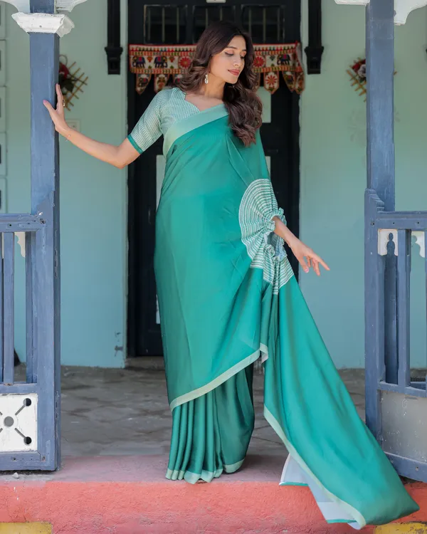 Emerald_Green_Satin_Georgette_Designer_Saree_with_Striped_Mandala_Detail_&_Mint_Textured__Handsfree_Pallu_Loop_With_Unstitched_Blouse