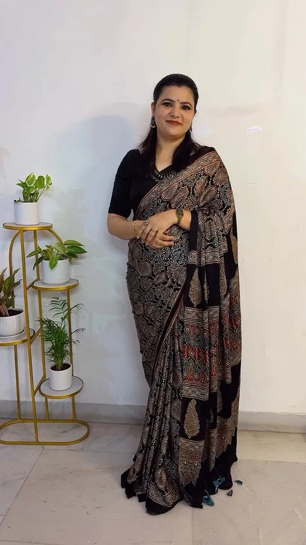 Black_Multicolor_Royal_Ajrakh_Bindi_Japan_Silk_Saree_with_Tassel_Pallu