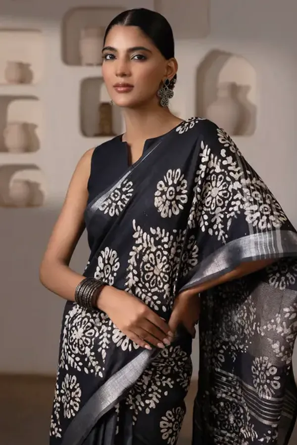 Black_Linen_Batik_Print_Saree_with_Tassels_for_Women_|_Elegant_Ethnic_Designer_Saree_for_Party_&_Casual_Wear