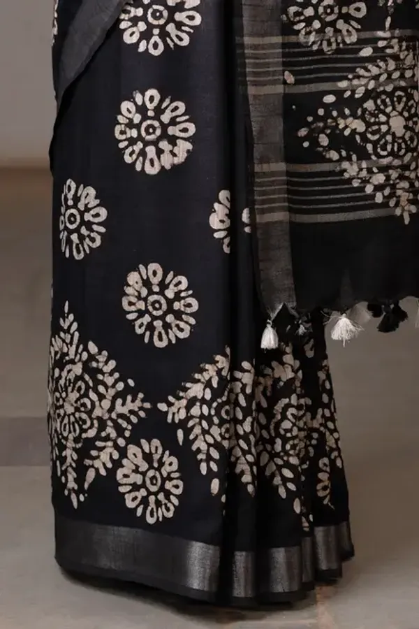 Black_Linen_Batik_Print_Saree_with_Tassels_for_Women_|_Elegant_Ethnic_Designer_Saree_for_Party_&_Casual_Wear