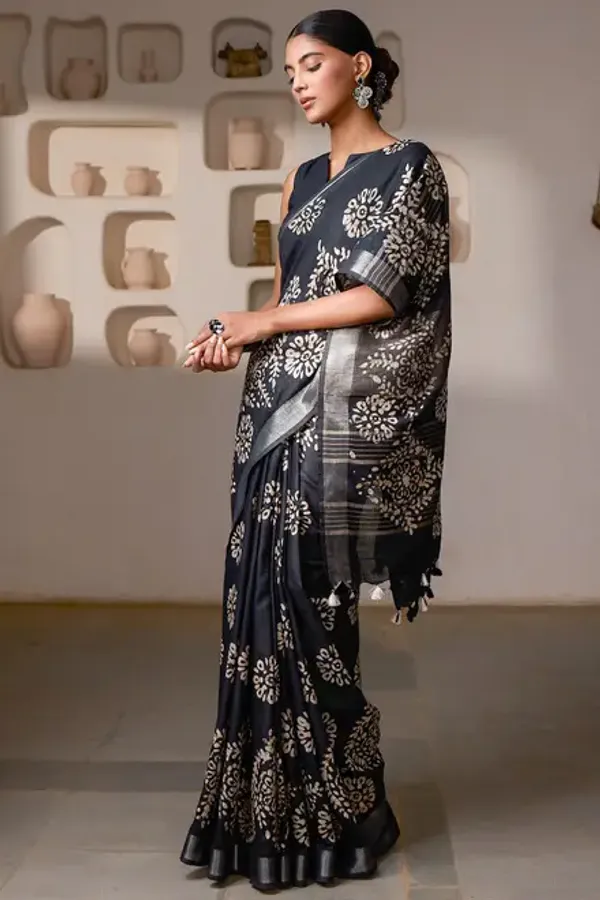 Black_Linen_Batik_Print_Saree_with_Tassels_for_Women_|_Elegant_Ethnic_Designer_Saree_for_Party_&_Casual_Wear