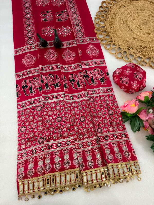 Women's_Rani_Pink_Ajrakh_Printed_Saree_with_Tiki_Embroidery_Work