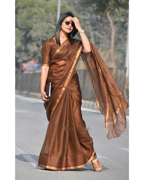 Women's_Golden_Beige_Kota_Silk_Cotton_Saree_with_Rich_Zari_Border_|_Elegant_Traditional_&_Festive_Wear_Saree