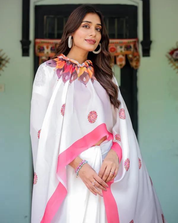 White_Satin_Georgette_Designer_Saree_with_Pink_Mandala_Prints_&_Floral_Pallu_Handsfree_Pallu_Loop_Contrast_Pink_With_Unstitched_Blouse