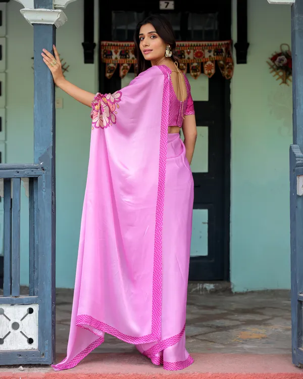 Pastel_Pink_Designer_Freehand_Saree_with_Floral_Pallu_&_Zigzag__Satin_Georgette_Handsfree_Draping_Feature_With_Unstitched_Blouse