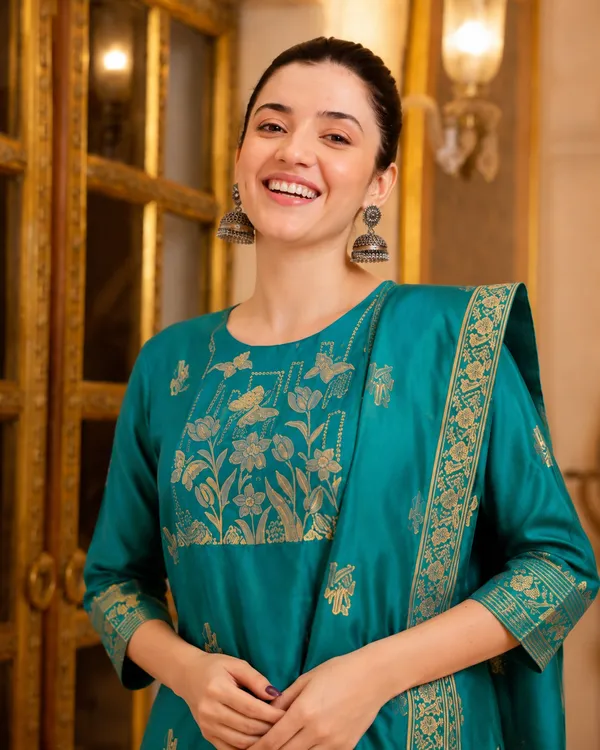 Women's_Art_Silk_Jacquard_Kurta_Set_with_Bottom_&_Dupatta_|_Elegant_Ethnic_Wear