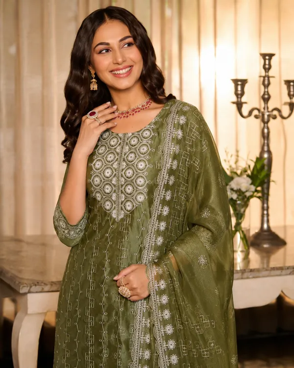 Women's_Art_Silk_Jacquard_Kurta_Set_with_Bottom_&_Dupatta_|_Elegant_Ethnic_Wear
