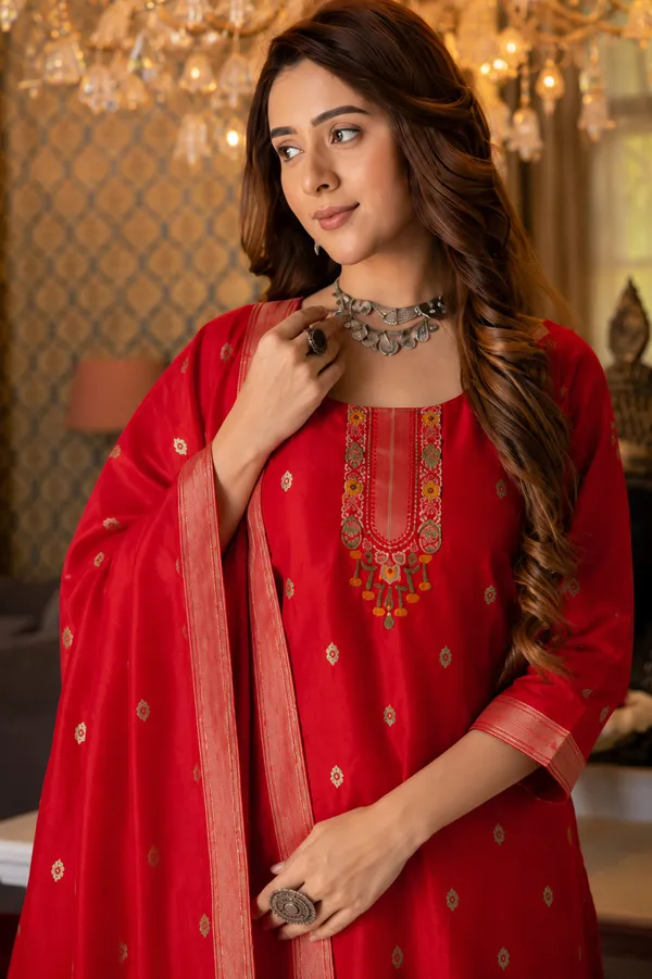 Women's_Art_Silk_Jacquard_Kurta_Set_with_Bottom_&_Dupatta_|_Elegant_Ethnic_Wear