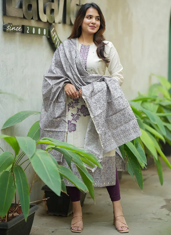 Women's_Jamdani_Cotton_Jacquard_Kurta_Set_with_Bottom_&_Dupatta_|_Elegant_Ethnic_Wear