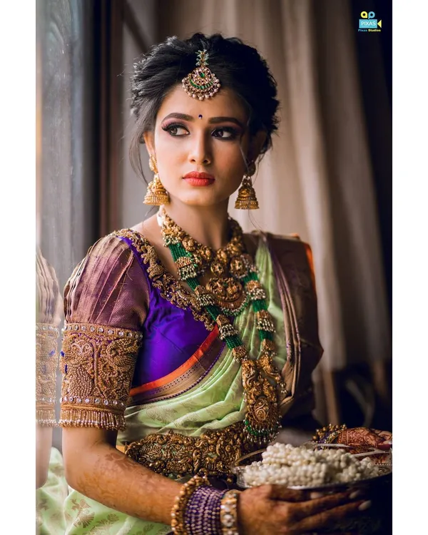 Women's_Premium_Banarasi_Silk_Saree_with_Rich_Zari_Weaving_|_Designer_Wedding_&_Festive_Saree