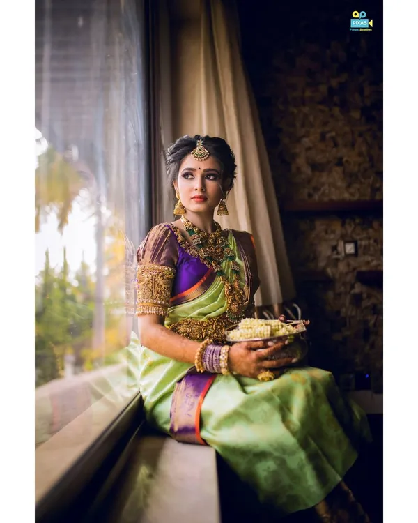 Women's_Premium_Banarasi_Silk_Saree_with_Rich_Zari_Weaving_|_Designer_Wedding_&_Festive_Saree