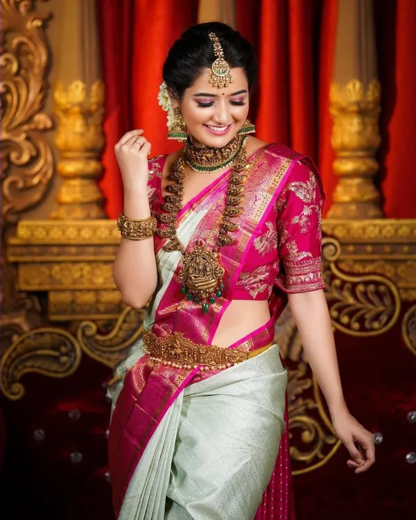 Women's_Premium_Banarasi_Silk_Saree_with_Rich_Zari_Weaving_|_Designer_Wedding_&_Festive_Saree