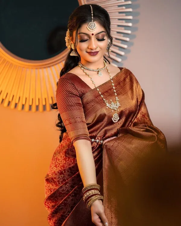 Women's_Premium_Banarasi_Silk_Saree_with_Rich_Zari_Weaving_|_Designer_Wedding_&_Festive_Saree