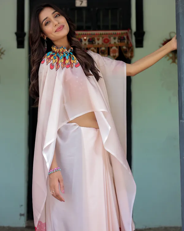 Beige_Pink_Satin_Georgette_Saree_with_Multicolor_Flame_Mandala_Pallu_&_Red_Polka_Dot_Handsfree_Pallu_Loop_Design_With_Unstitched_Blouse