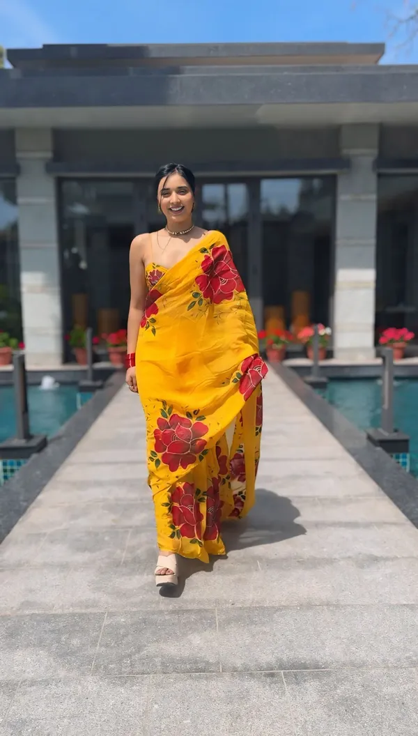 Ready_to_Wear_Pure_Soft_Georgette_Silk_Saree_with_Beautiful_Multi_Colour_Pedding_Design