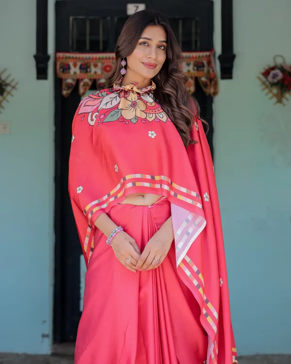 Coral_Pink_Satin_Georgette_Saree_with_Floral_Mandala_Print_&_Checked_Striped_Designer_Handsfree_Pallu_Loop_With_Unstitched_Blouse