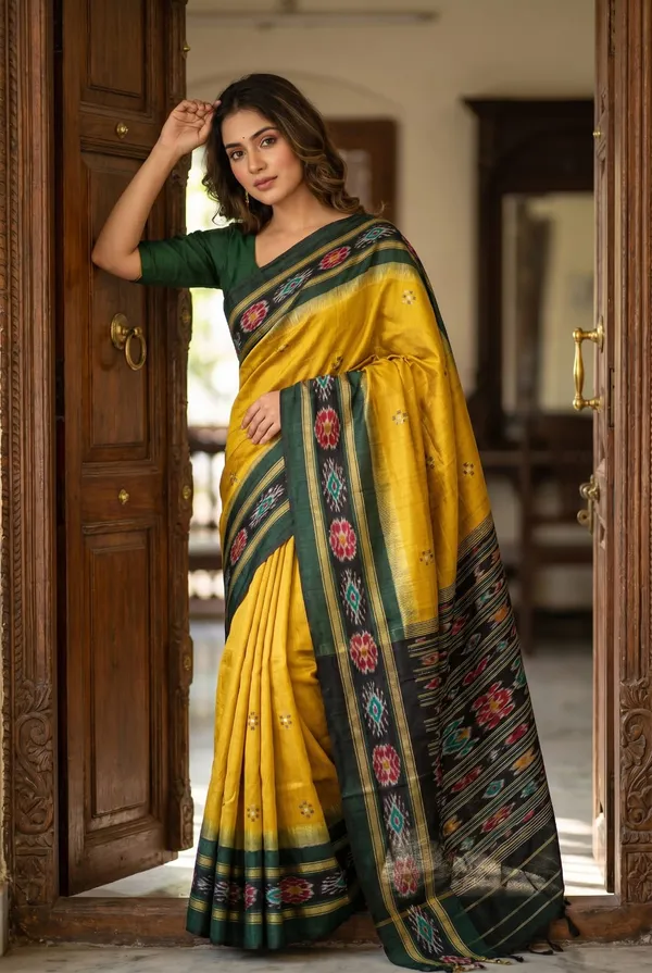 Traditional_Pochampalli_Ikkat_Designer_Print_Dolla_Silk_Saree