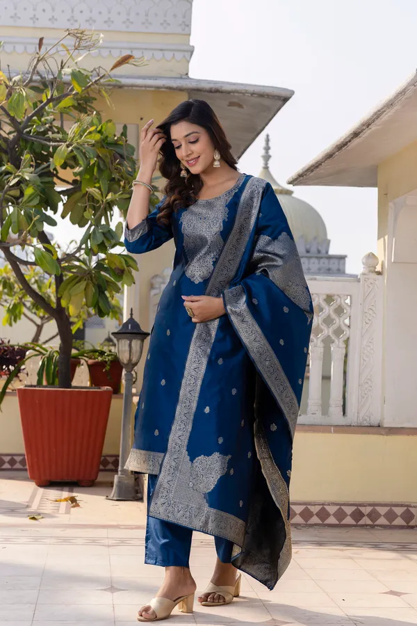 Noor_Women's_Soft_Silk_Kurta_Set_with_Poly_Silk_Bottom_&_Jacquard_Dupatta