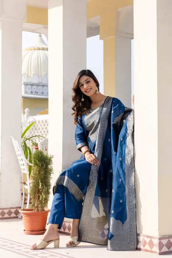 Noor_Women's_Soft_Silk_Kurta_Set_with_Poly_Silk_Bottom_&_Jacquard_Dupatta