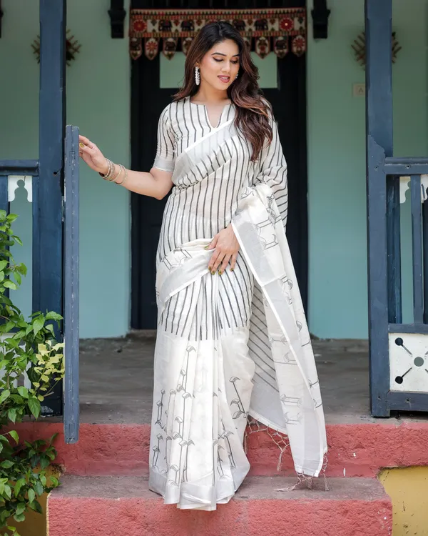 White_and_Black_Pure_Cotton_Linen_Saree_with_Striped_Pattern_And_Tassel_Detailing_With_Unstitched_Blouse