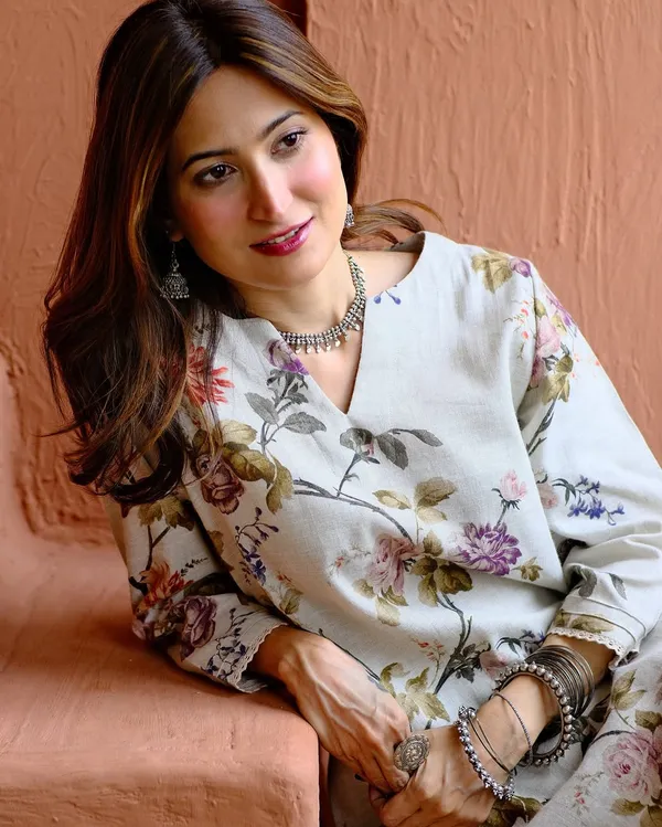 Women's_Rayon_Slub_Hand_Print_Kurta_Set_with_Bottom_|_Stitched_Ethnic_Wear_for_Women