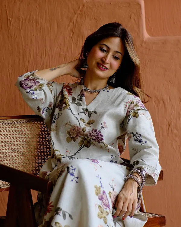 Women's_Rayon_Slub_Hand_Print_Kurta_Set_with_Bottom_|_Stitched_Ethnic_Wear_for_Women