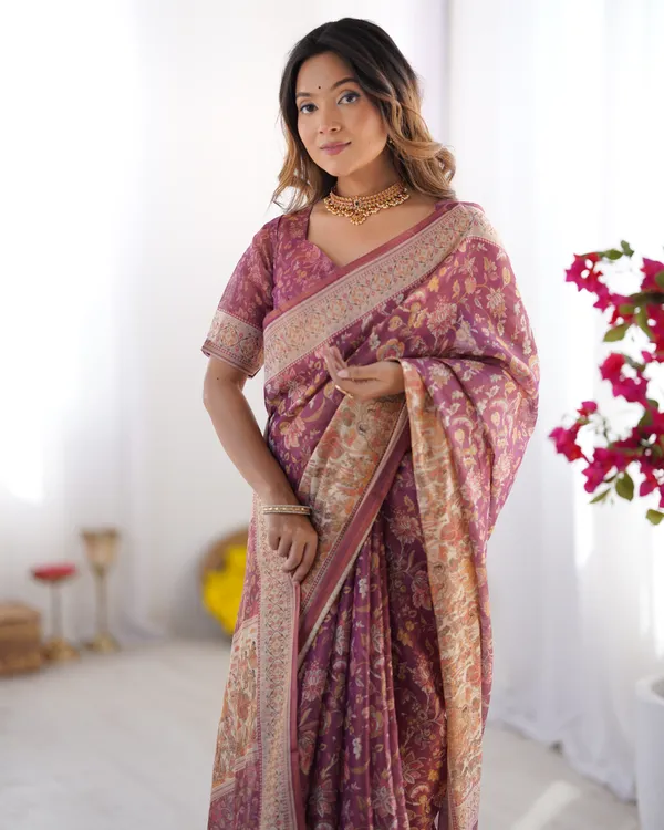 Classic_Handloom_Cotton_Saree_Featuring_Buti_and_Floral_Panel_Design_With_Unstitched_Blouse