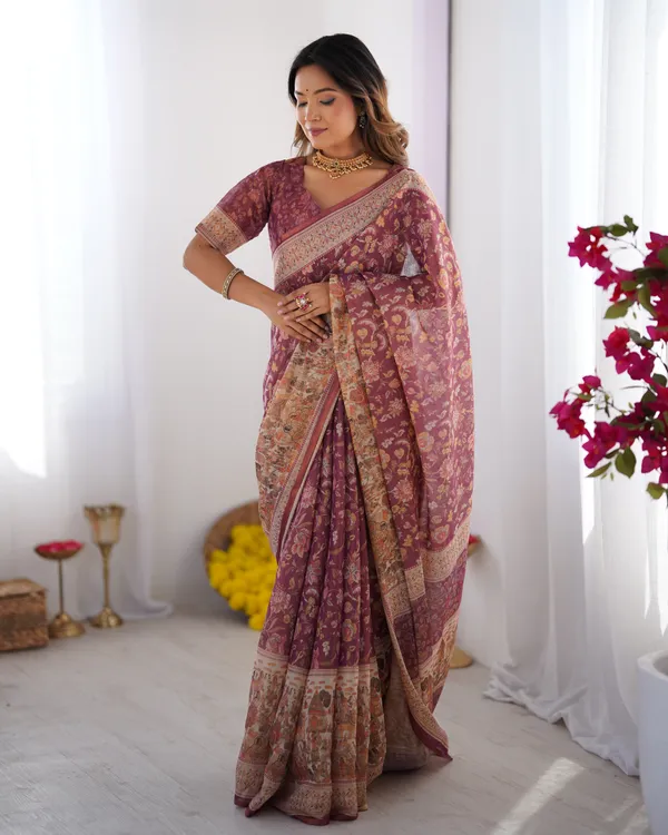 Classic_Handloom_Cotton_Saree_Featuring_Buti_and_Floral_Panel_Design_With_Unstitched_Blouse
