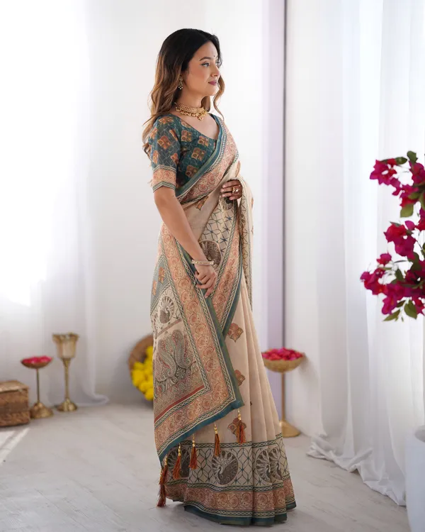 Classic_Handloom_Cotton_Saree_Featuring_Buti_and_Floral_Panel_Design_With_Unstitched_Blouse