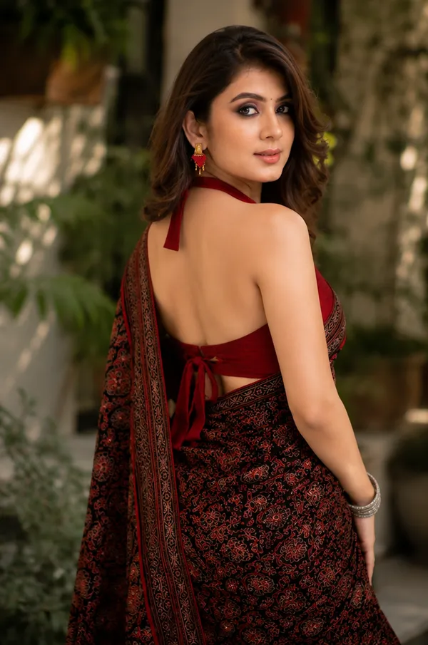 Maroon_&_Black_Floral_Ajrakh_Bindi_Japan_Silk_Saree_with_Rich_Pallu