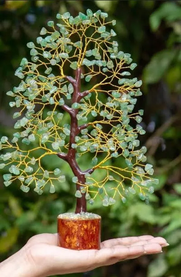 Green_Aventurine_Crystal_Prosperity_Tree_–_Feng_Shui_Money_Bonsai_For_Chakra_Balancing,_Good_Luck,_Reiki_Healing,_Prosperity,_And_Home_Décor_Table_Decoration_Ornament_&_Gift_Tree_–_10-12