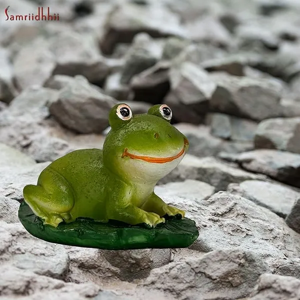 Smiling_Frog_Statue_For_Home_Decor,_Car_Dashboard_Decoration_Items,_Room_Decor_&_Table_Decoration_Items_–_Cute_Animal_Figurine_For_Positive_Energy_&_Good_Luck