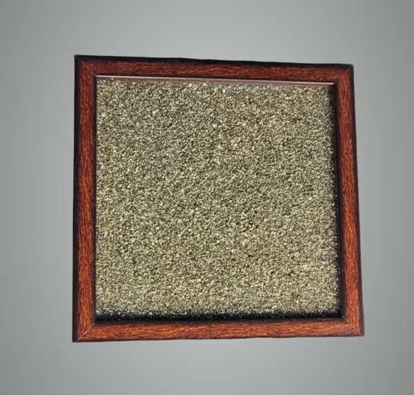 Natural_Pyrite_Crystal_Plane_Frame