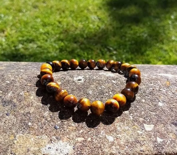 Natural_Tiger_Eye_Stone_Bracelet_for_Men_&_Women_–_Reiki_Crystal_Healing_Energy_Beads_–_Good_Luck,_Protection_&_Style_–_Crystal_&_Stone_Jewelry_for_Boys_&_Girls