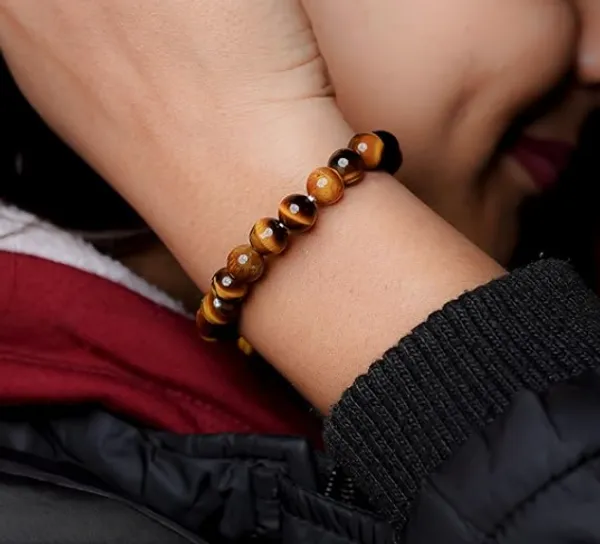 Natural_Tiger_Eye_Stone_Bracelet_for_Men_&_Women_–_Reiki_Crystal_Healing_Energy_Beads_–_Good_Luck,_Protection_&_Style_–_Crystal_&_Stone_Jewelry_for_Boys_&_Girls