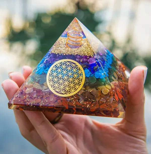 Multicolour_7_Chakra_Pyramid/Seven_Chakra_Crystal_Pyramid_For_Vastu_Correction,_Home_&_Office/Brings_Wealth,_Health,_Good_Luck,_Prosperity,_Positivity_&_Chakra_Healing_(4_Inch)