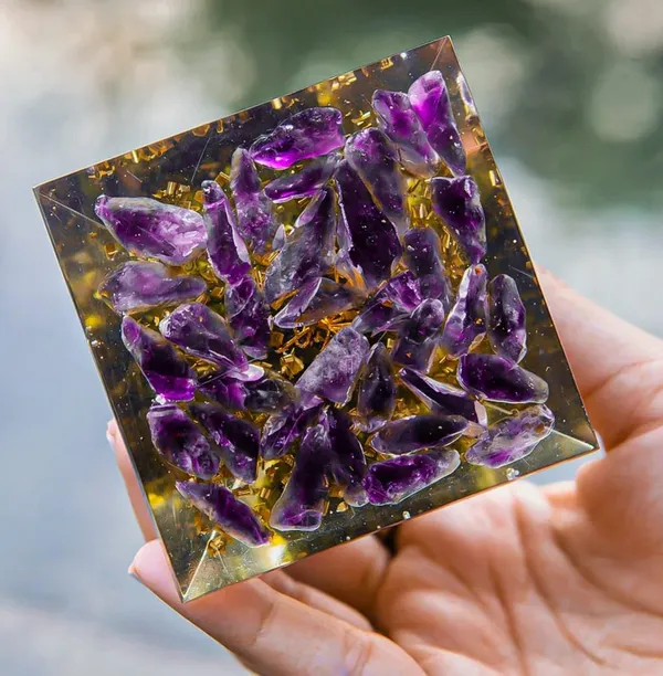 Green_&_Purple_Tree_Of_Life_Peridot_Orgone_Pyramid