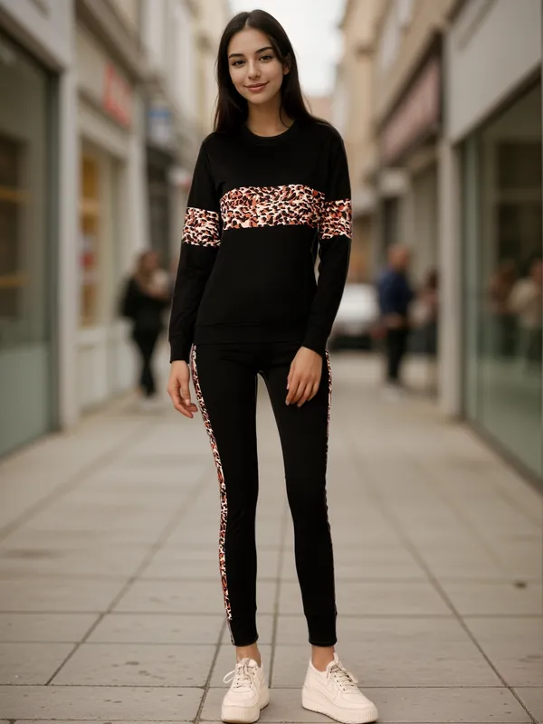 Multicolor_Cotton_Blend_Animal_Print_Regular_Track_Suit_For_Women