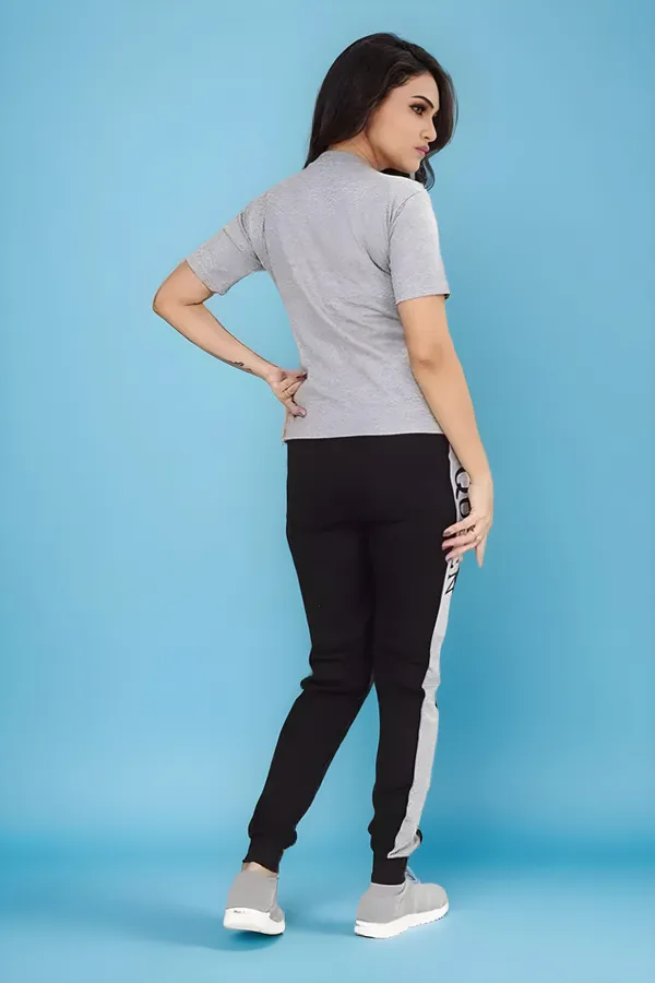 Grey_&_Black_Cotton_Blend_Printed_Regular_Track_Suit_For_Women