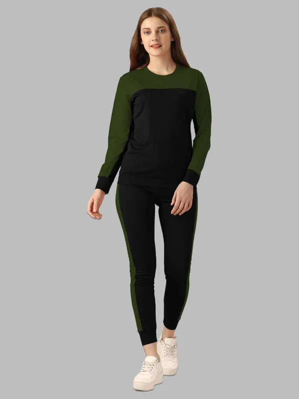 Green_&_Black_Cotton_Blend_Colorblock_Regular_Track_Suit_For_Women