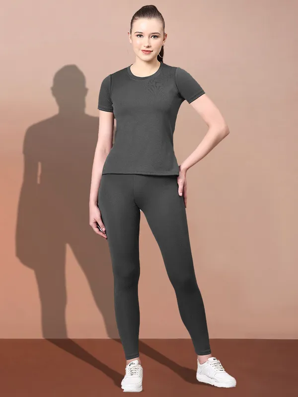 Grey_Cotton_Blend_Solid_Regular_Track_Suit_For_Women