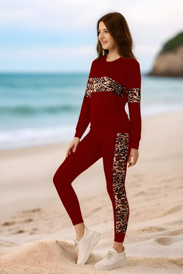 Maroon_Cotton_Blend_Colorblock_Regular_Track_Suit_For_Women