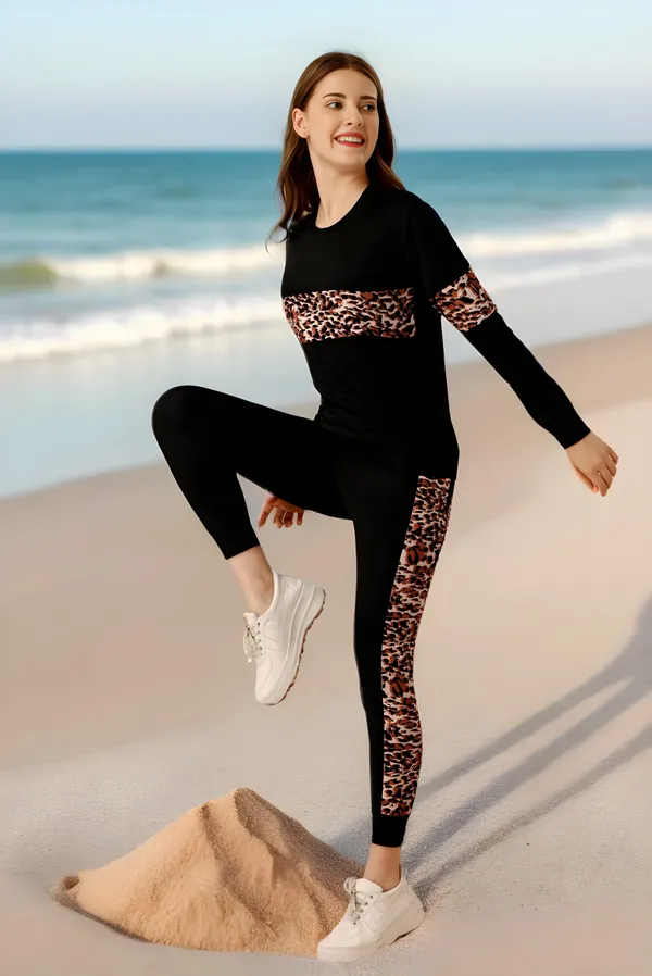 Black_Cotton_Blend_Colorblock_Regular_Track_Suit_For_Women