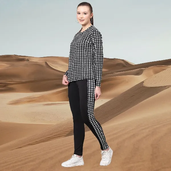White_&_Black_&_White_Cotton_Blend_Printed_Regular_Track_Suit_For_Women