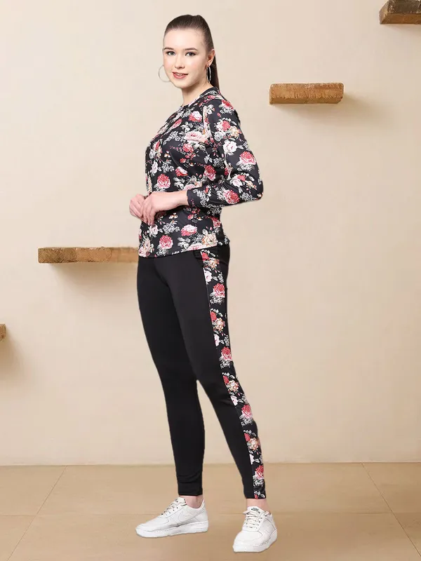 FloraFlex_Black_Floral_Activewear_Set_for_Women_|_Gym_&_Running_Wear