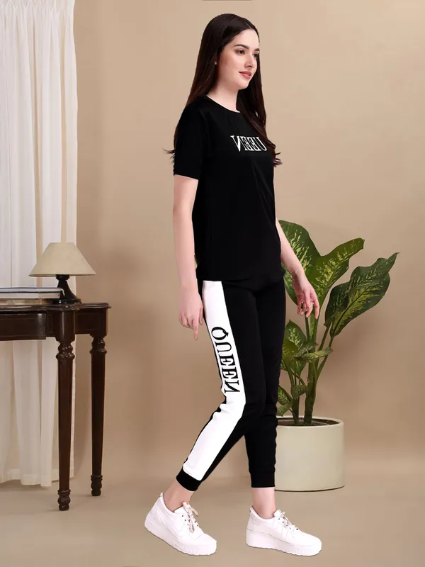 Black_&_White_Cotton_Blend_Printed::Solid_Regular_Track_Suit_For_Women