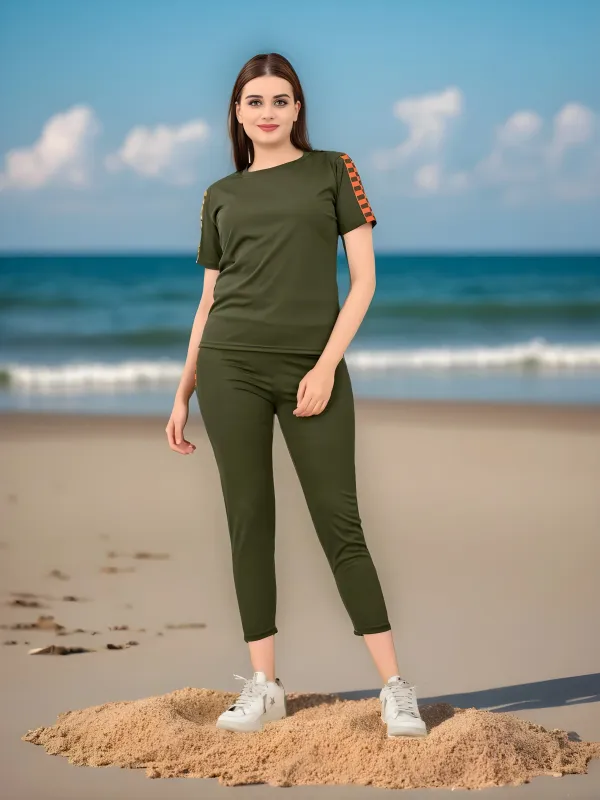 Green_Cotton_Blend_Solid_Regular_Track_Suit_For_Women