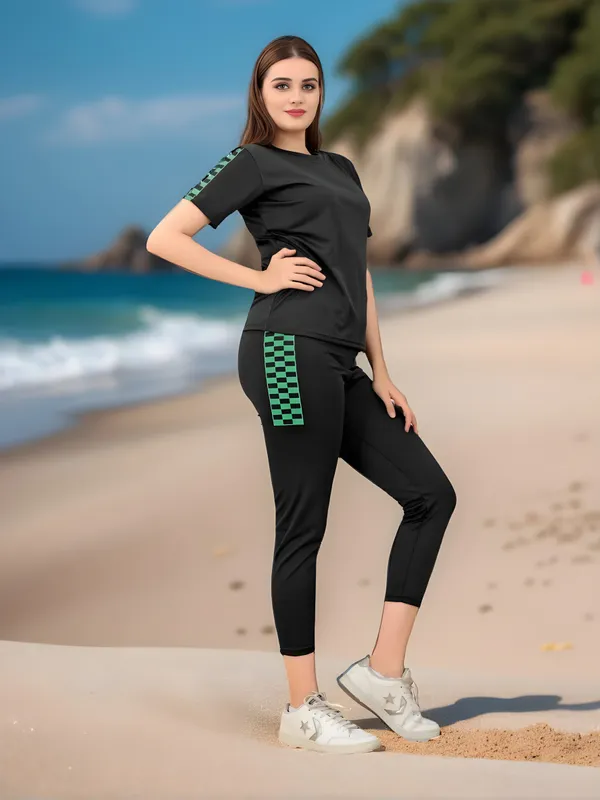 Black_Cotton_Blend_Solid_Regular_Track_Suit_For_Women
