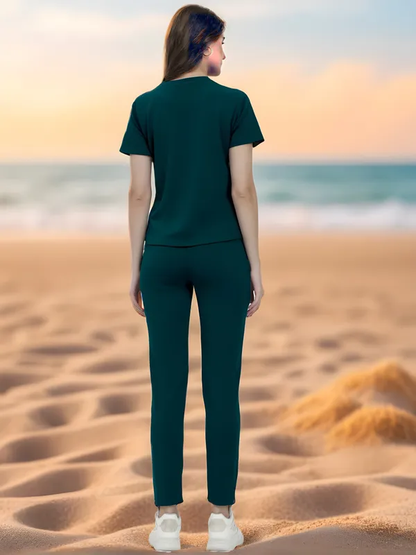 Green_&_White_Cotton_Blend_Solid_Regular_Track_Suit_For_Women
